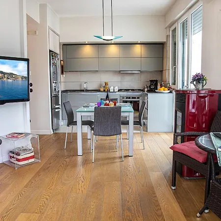 Maya Penthouse - Center *