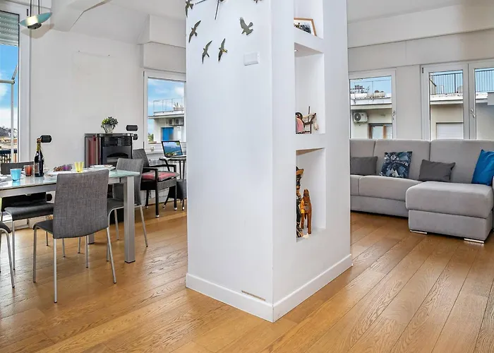 Maya Penthouse - Center * סורנטו